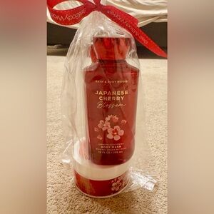 NWT Bath & Body Works Japanese Cherry Blossom Set